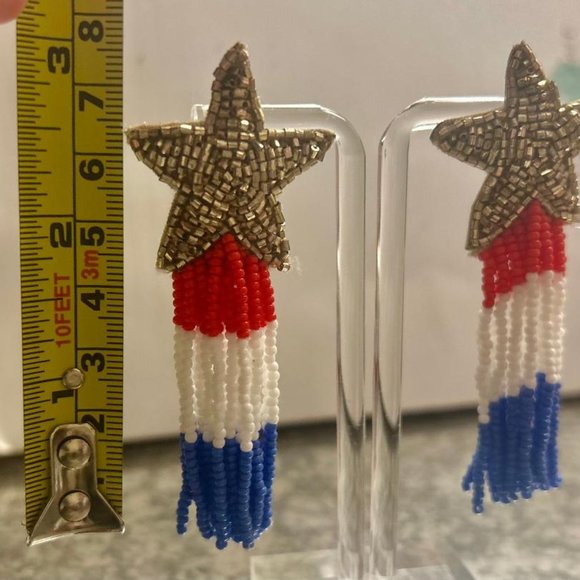 Patriotic Star Earrings - Picture 3 of 3